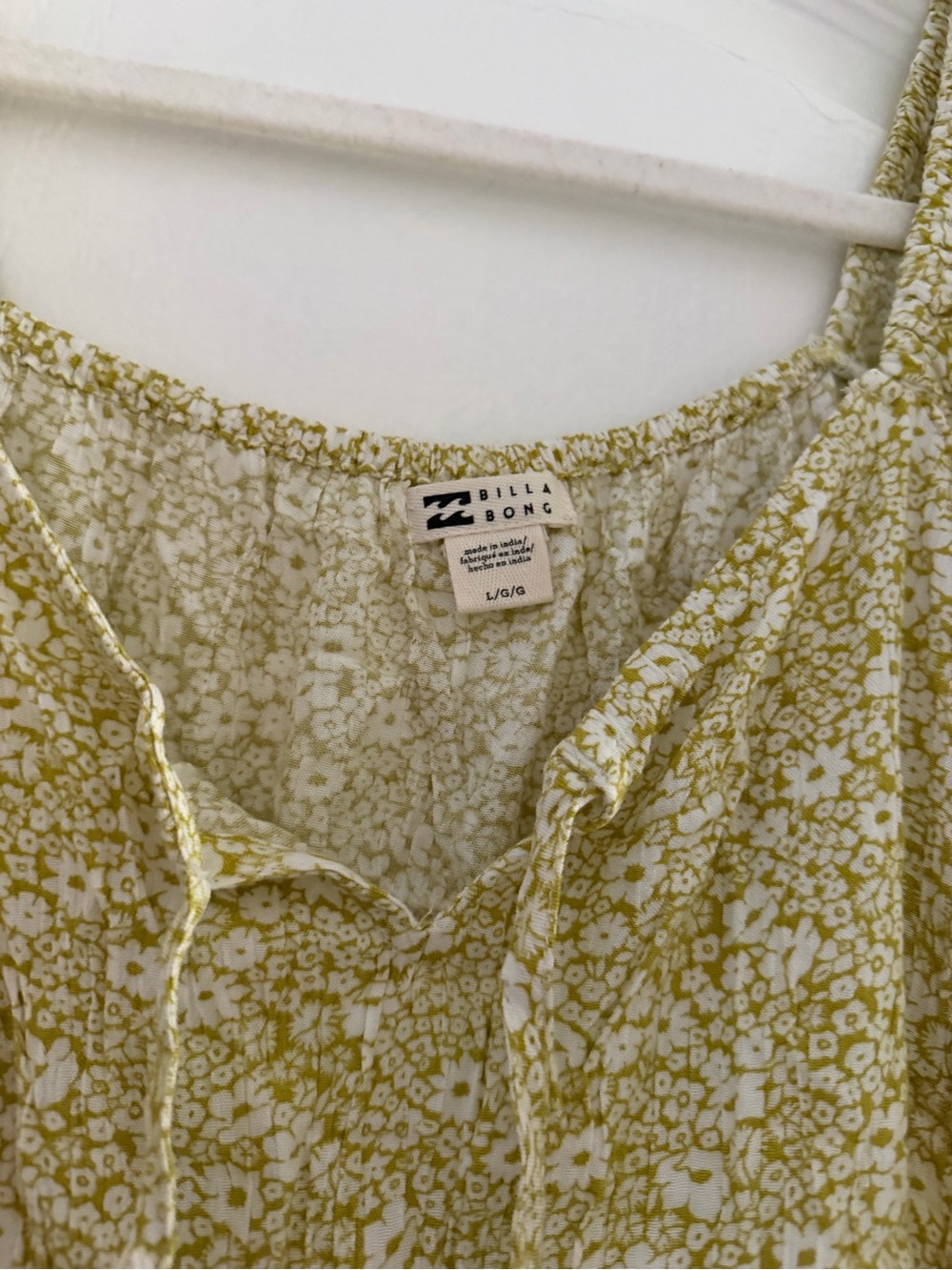 Billabong Light Green Floral Puff Sleeve Mini Dress - Picture 4 of 7